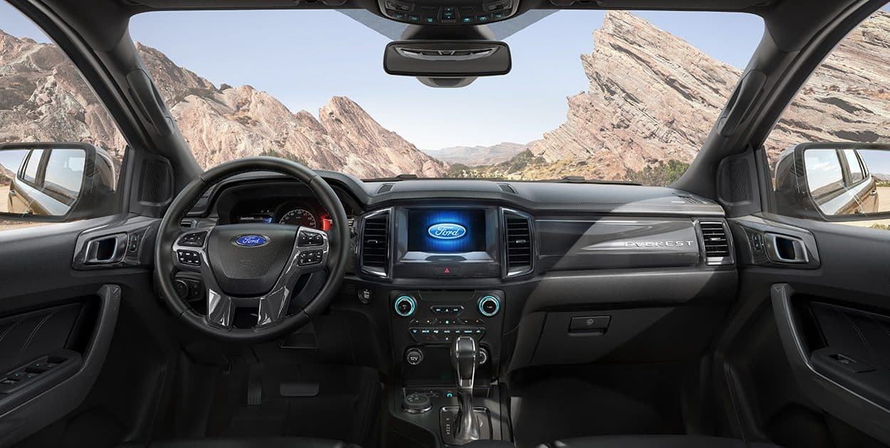 Nội thất Ford Everest Titanium 2.0L AT 4WD
