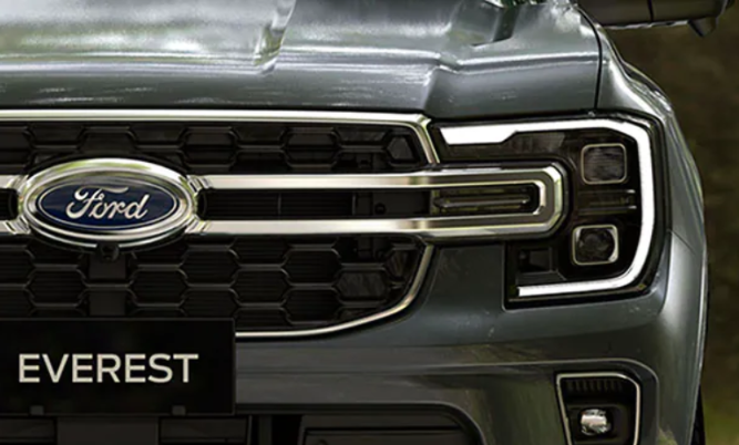 Ford Everest Thế hệ mới 2022 -  Cụm đèn pha 