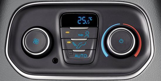 Ford Tourneo Nội Thất 04