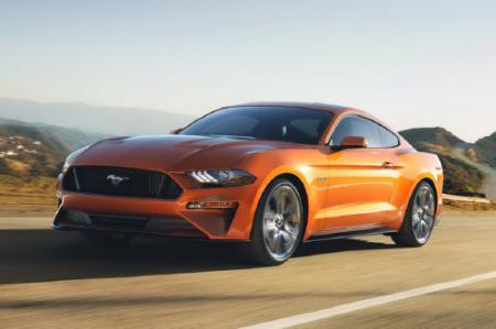 Ford Mustang 2018: Thiết kế mới, hộp số 10 cấp