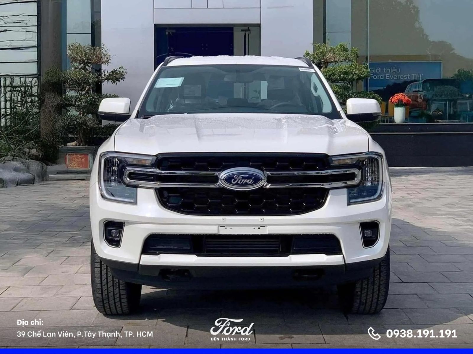Đầu xe Ford Everest Ambiente 2026