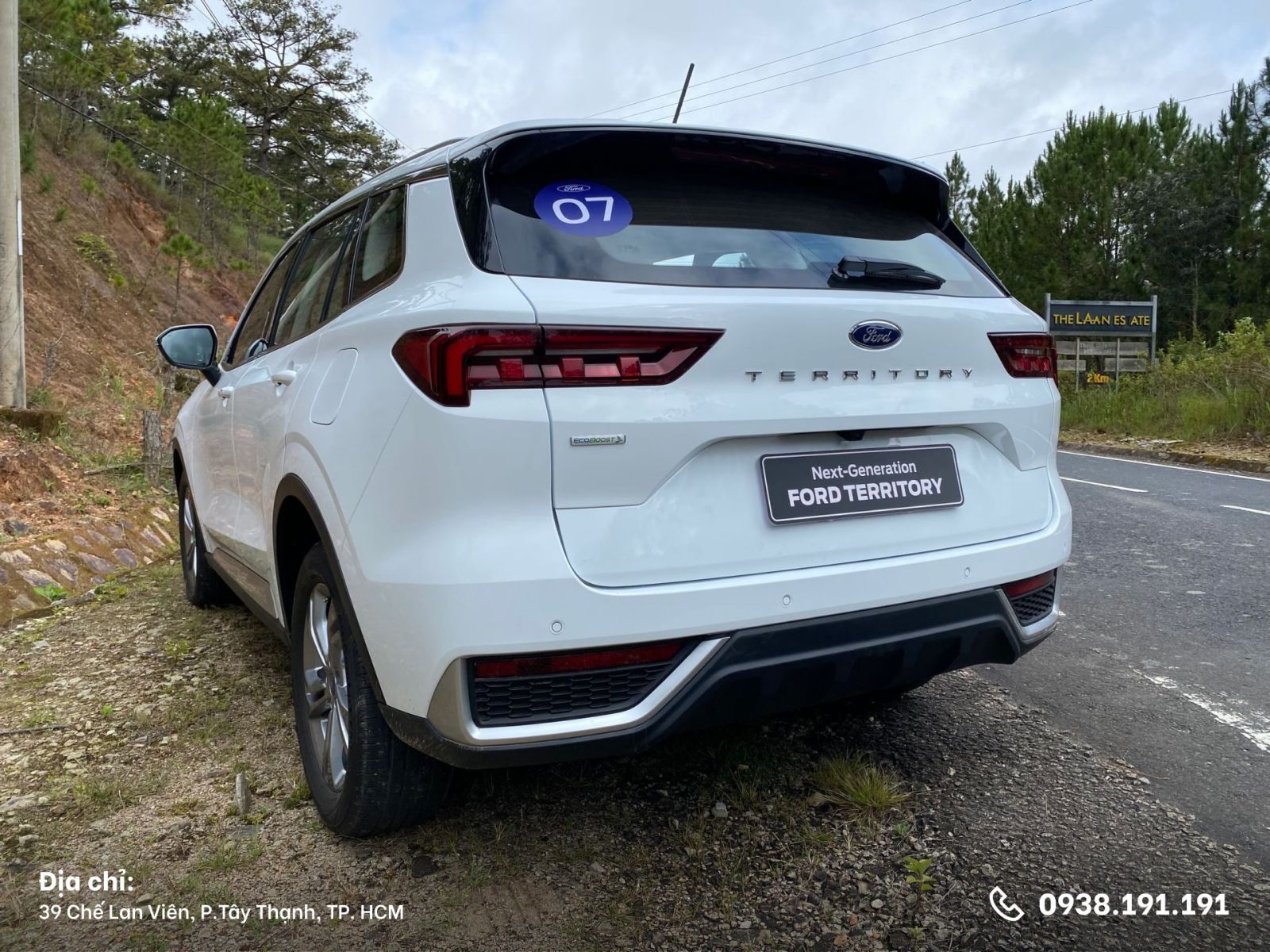 Ford Territory Trend đuôi xe 