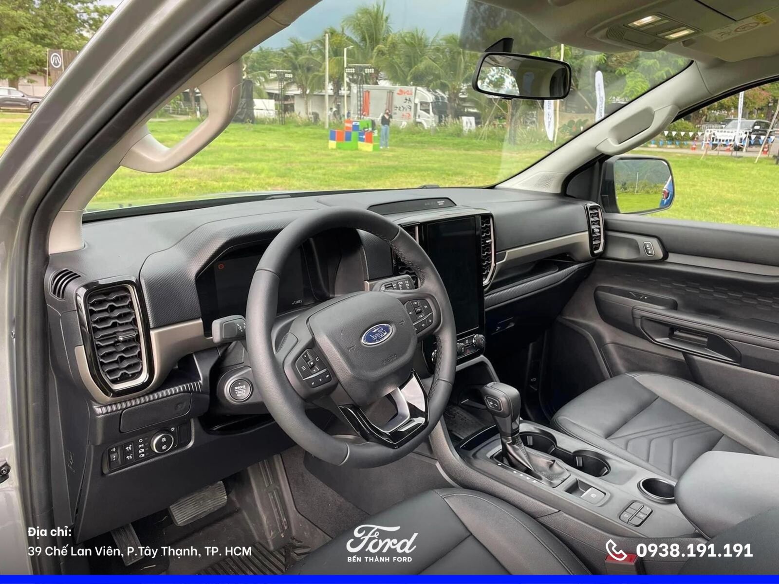 Khoang lái Ford Territory Titanium