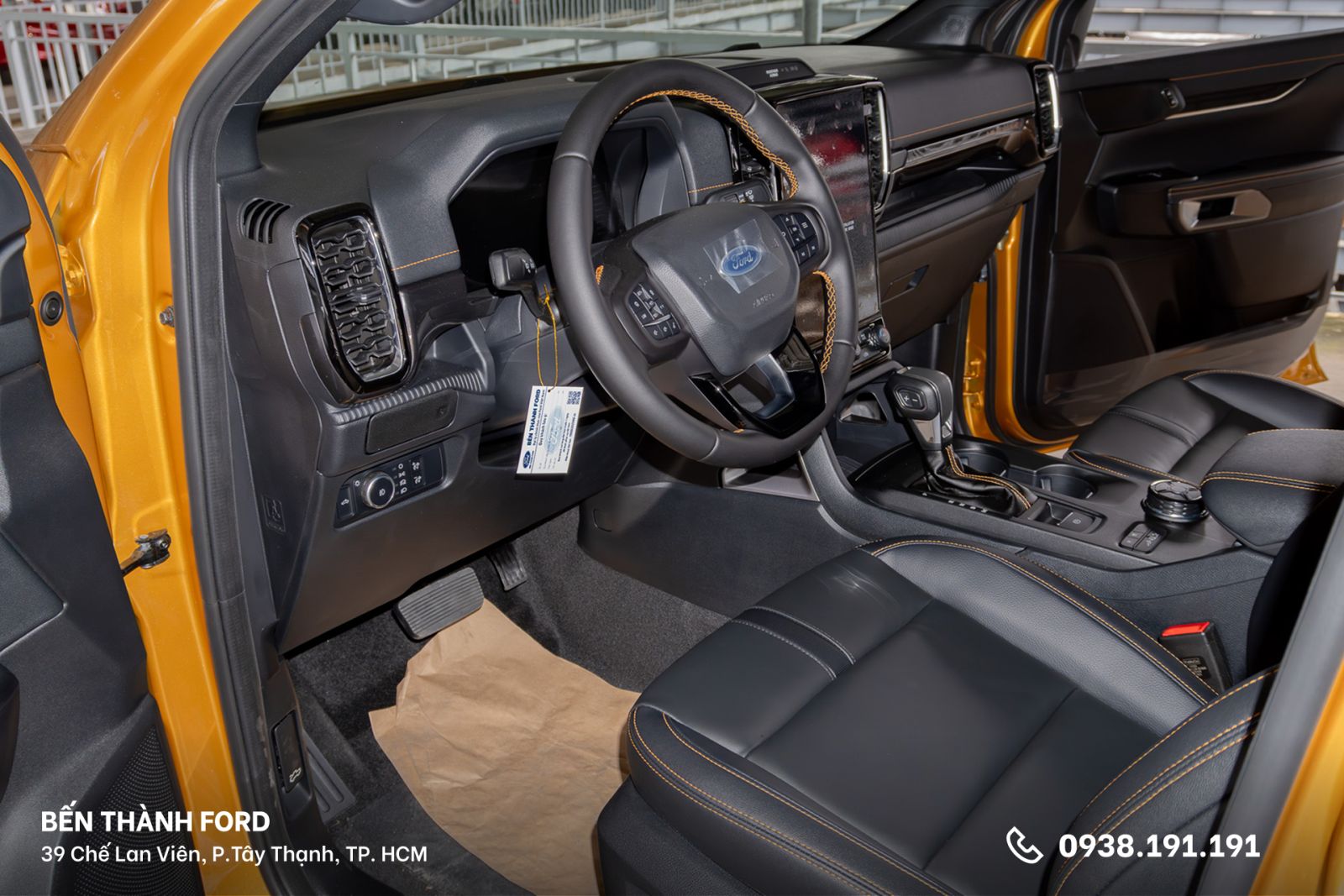 Nội thất khoang trước Ford Ranger Wildtrak