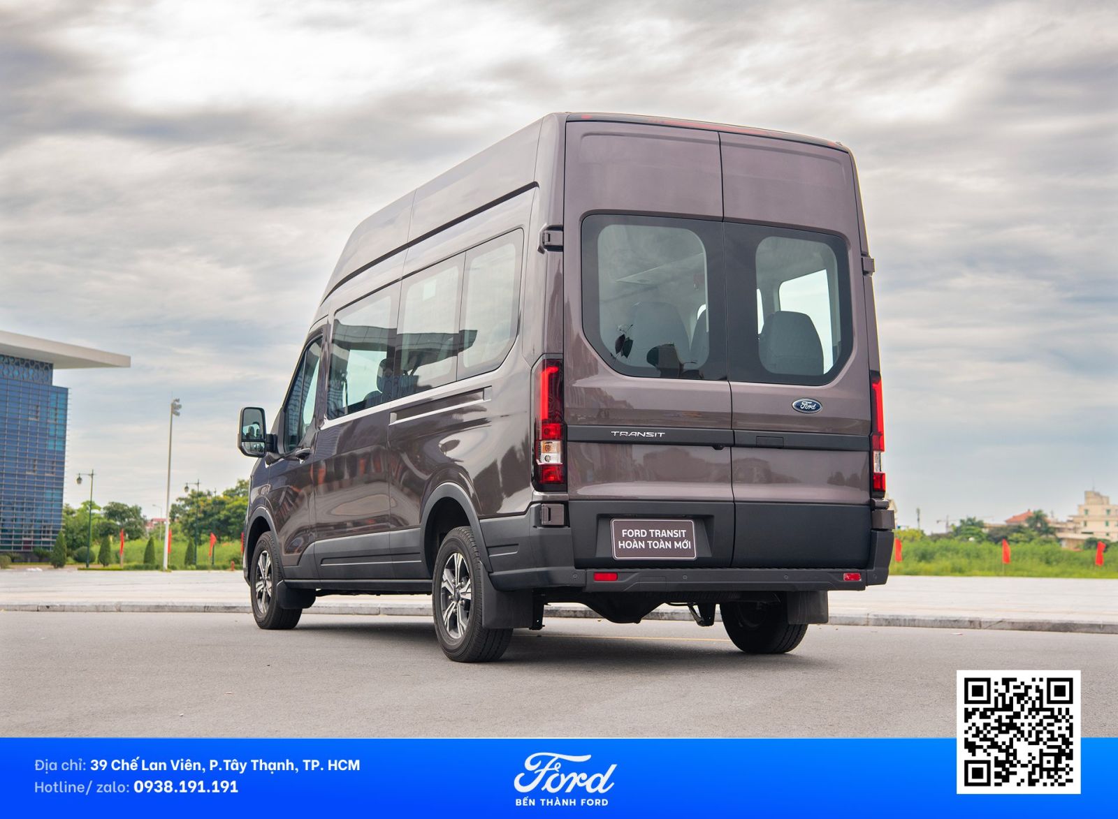 Xe cứu thương ford transit đuôi xe