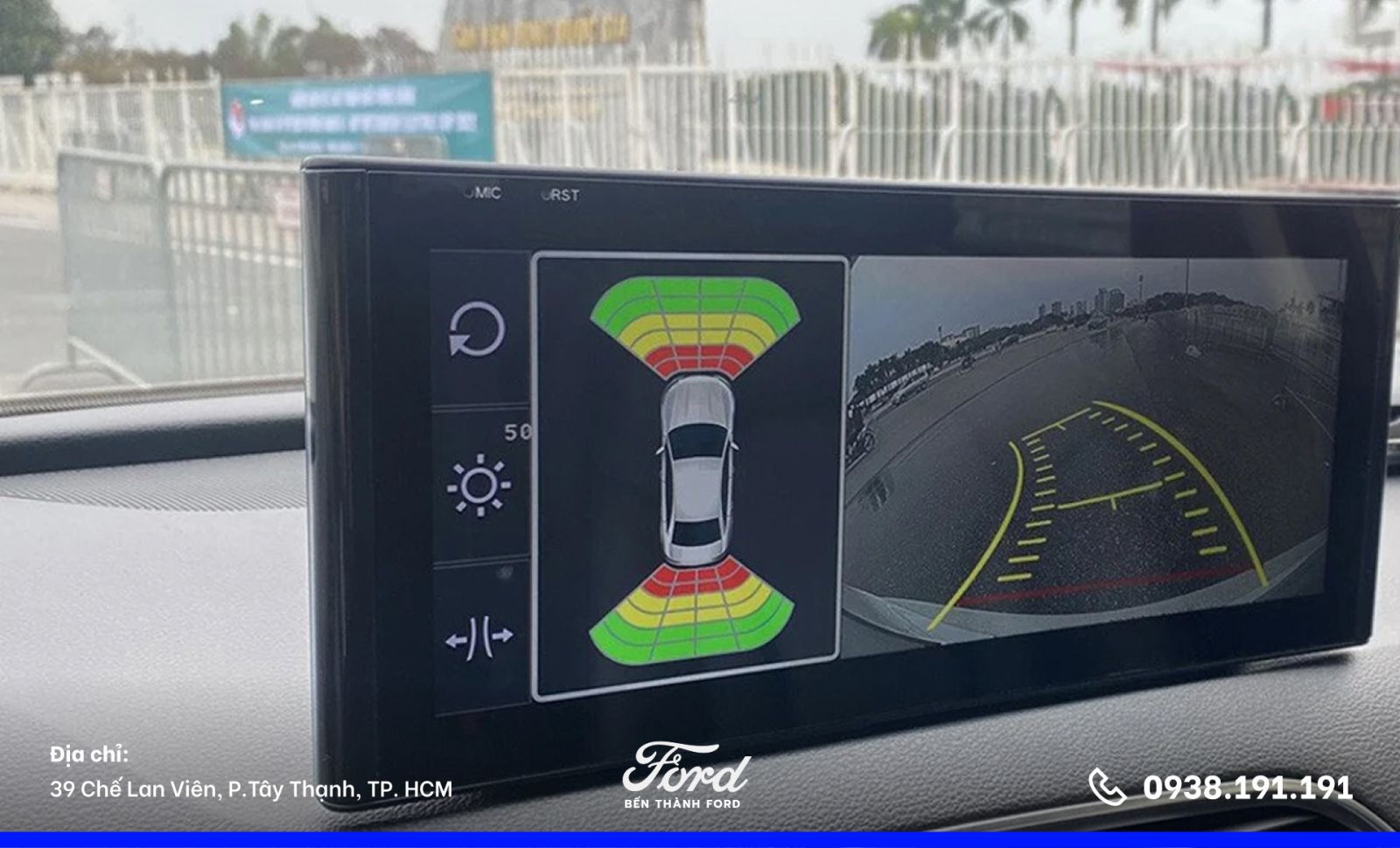 màn hình Ford Transit Trend 